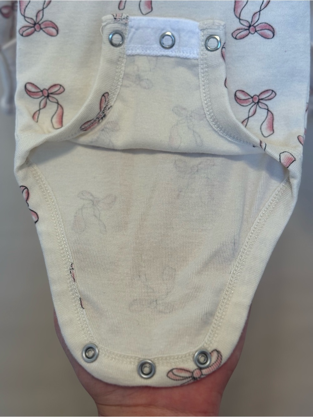 Carter’s - Long-Sleeve Bow Print One-Piece Bodysuits - Pink & White - Picture 4 of 16